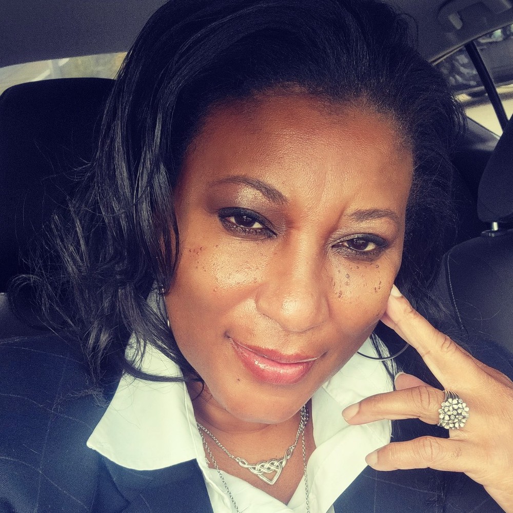 Meet your Posher, Tina